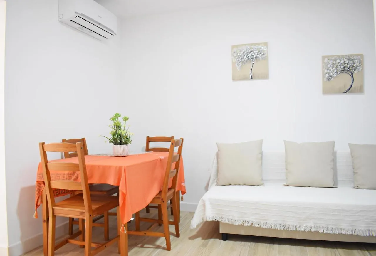 Appartamento La Arana'S Home: Coqueta Casita Muy Cerca De La Playa Málaga